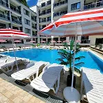 2-bed,2-bath, Free Private Parking Golden Sands