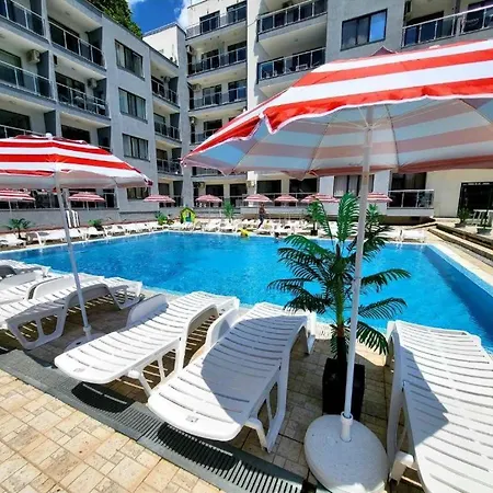2-bed,2-bath, Free Private Parking Apartman Aranyhomok
