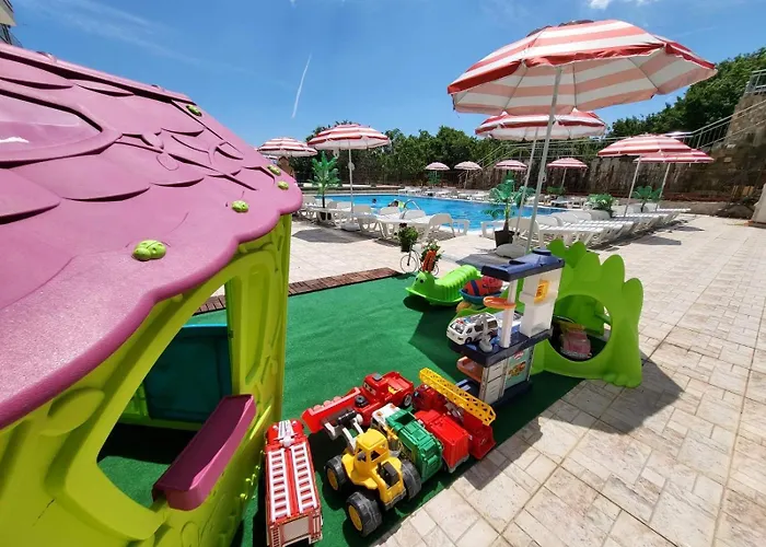 2-bed,2-bath, Free Private Parking Апартаменты *